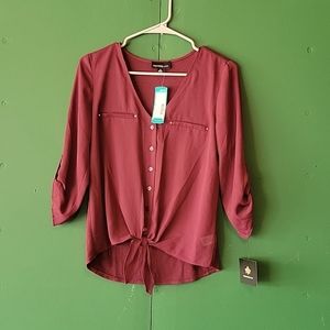 Fortune & Ivy, Women's XS burgundy blouse